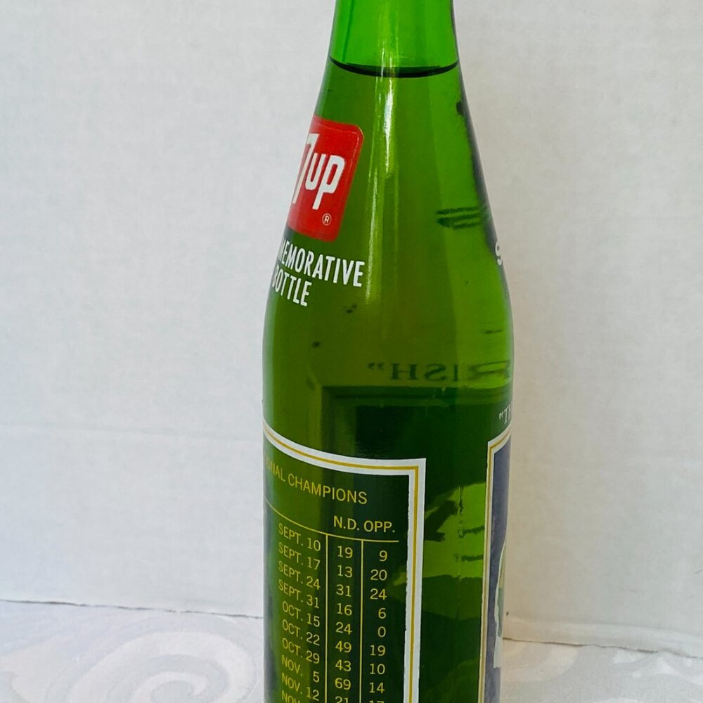 Notre Dame 1977 National Champions 7-up Commemorative Bottle Full W/Original Cap - Picture 2 of 5